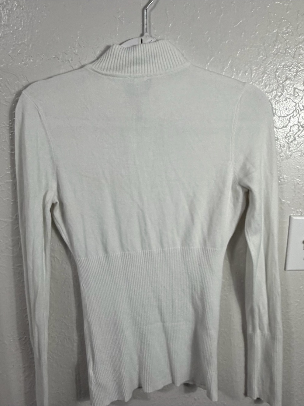 GUESS White Ribbed Zip-Up Knit Jacket Rhinestone Triangle Logo Small Y2K - Picture 8 of 10